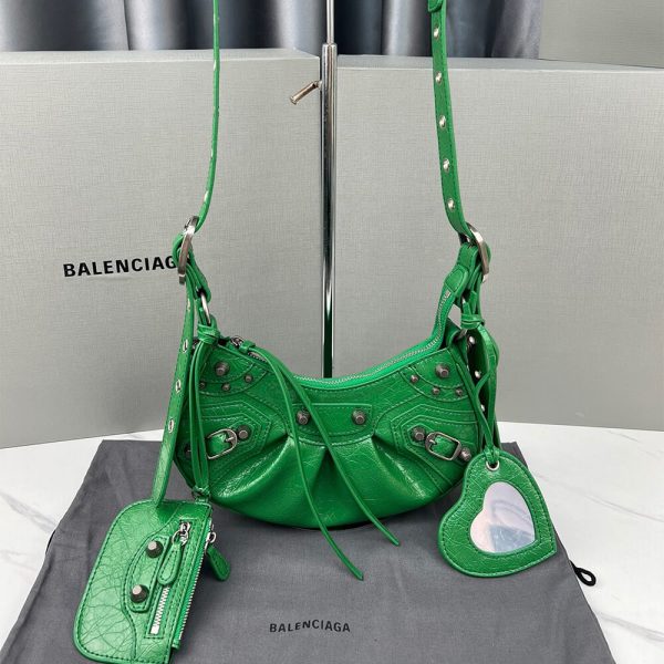 Ba*len*cia*ga womens le cagole xs shoulder bag