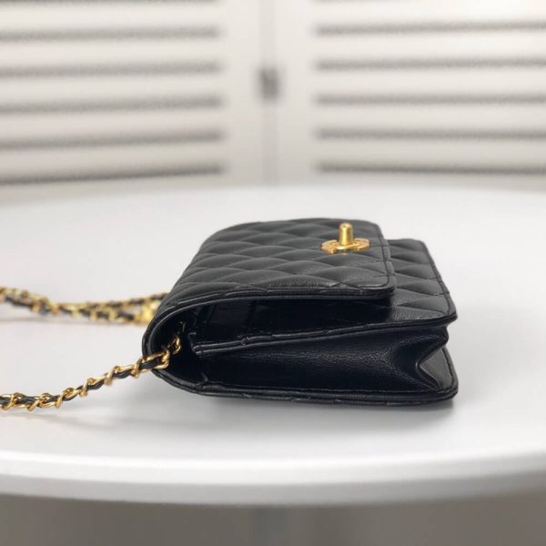 Ch*el chain woc