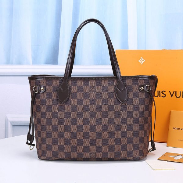l**is V*t*n neverfull pm