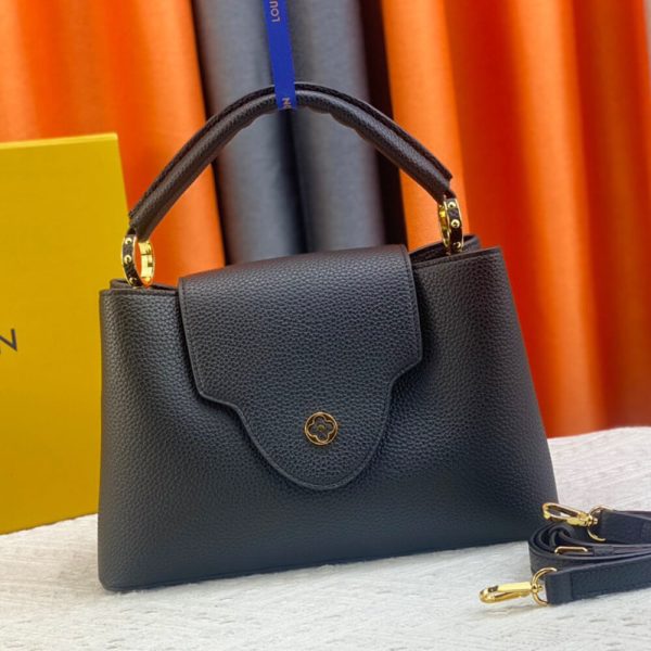 LV Capucines PM