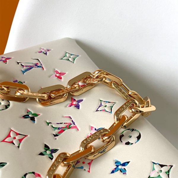 LV Coussin PM